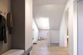 Flur - 4 Zimmer Etagenwohnung in Erlangen