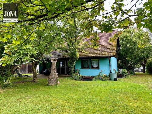 Bild 1 - Vielseitiges Einfamilienhaus in ruhiger Lage, auch als Zweifamilienhaus nutzbar