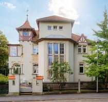 Traumlage! Rarität im Klotzscher Villenviertel mit sonnigem Balkon und gepflegtem Grundstück. - Dresden