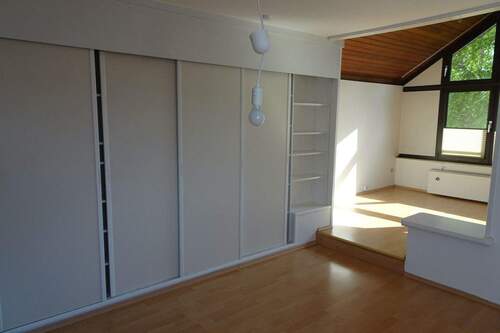 Einbauschrank im Esszimmer - 