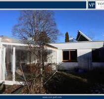 Sanierungsbedürftiger Eckbungalow in ruhiger und zentraler Lage von Ottobrunn