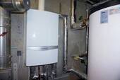 Hauptgebäude Warmwasserheizung (2) - 