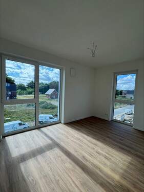 Zimmer 1 - 3 Zimmer Etagenwohnung in Oldenburg