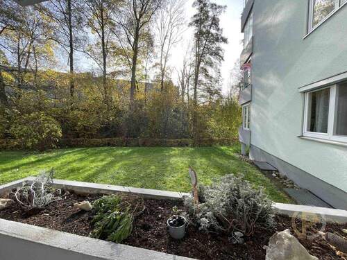 Balkonaussicht - 4 Zimmer Etagenwohnung in Esslingen am Neckar