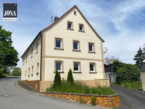 Bild 2 - 7 Zimmer Bauernhaus, Landhaus zum Kaufen in Kulmbach