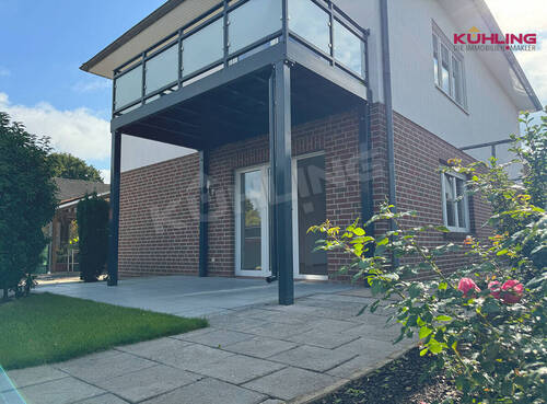 Blick auf den Terrassenbereich - 