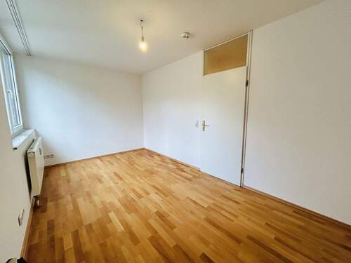 Arbeitszimmer/ Schlafzimmer 2 - 