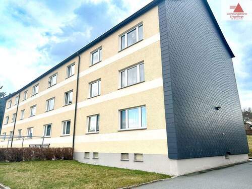 Mehrfamilienhaus in Sehmatal-Neudorf - 3 Zimmer Etagenwohnung zum Kaufen in Sehmatal / Neudorf