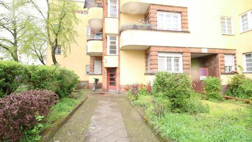 Hinterhof - 