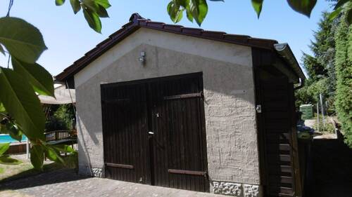 Garage - 