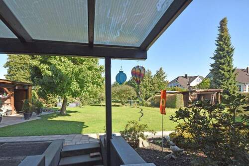 Gartenblick vom Kellerausgang - 