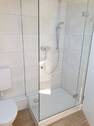 Bad mit Dusche - 