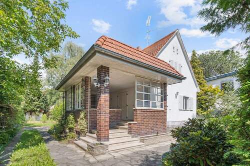 Hausansicht - 4 Zimmer Einfamilienhaus zum Kaufen in Berlin