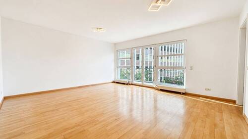 Wohn- Essbereich - 2 Zimmer Etagenwohnung in Frankfurt am Main