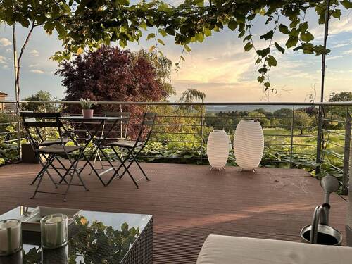 großer Balkonbereich - 8 Zimmer Einfamilienhaus zum Kaufen in Markdorf