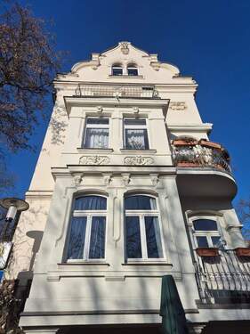 Hausansicht - Mehrfamilienhaus, Wohnhaus in Halle (Saale) zum Kaufen