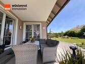 Outdoor Lounge - 