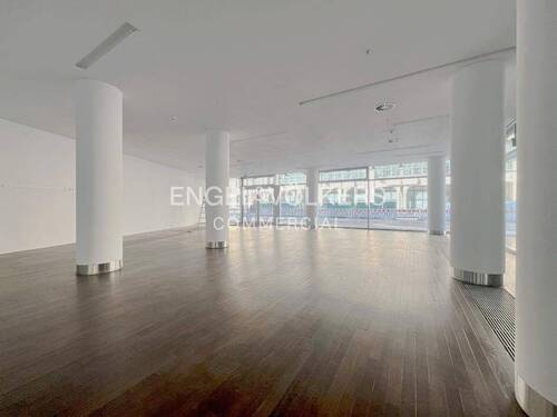 Ladenfläche im EG - Ladenfläche mit 2 Etagen am Gendarmenmarkt