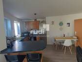 Wohn-Essbereich - Geräumige 2-Zimmer-Wohnung im Erdgeschoss mit Terrasse zu vermieten