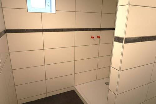 Dusche UG - 