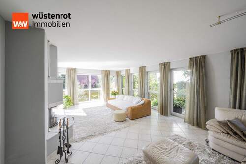 ... mit Kamin - 