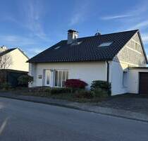 Einfamilienhaus in bester Lage mit Blick ins Lochbachtal! - Solingen Wald Einfamilienhaus in bester Lage mit Blick ins Lochbachtal! - Solingen Wald