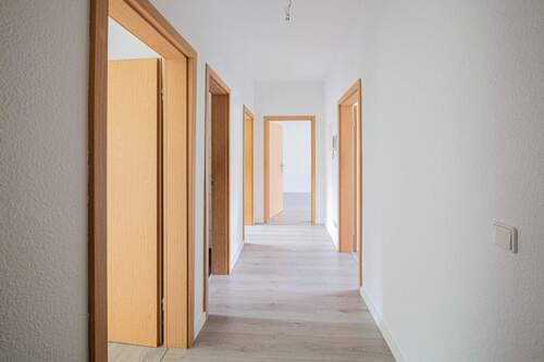 Flur Bild 1 - 2 Zimmer Etagenwohnung zur Miete in Dresden