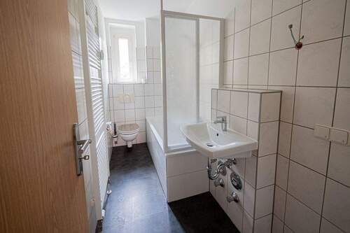 Bad - Etagenwohnung mit 61,70 m² in Dresden zur Miete