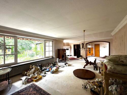 Wohnbereich.jpeg - Einfamilienhaus mit 200,00 m&sup2; in Springe zum Kaufen