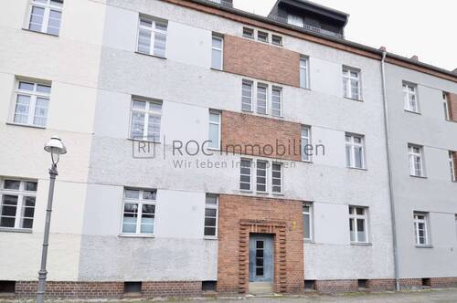 Hausansicht - Straße III - Mehrfamilienhaus, Wohnhaus in Berlin zum Kaufen