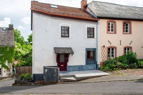 18321 Außenansicht - Wohnhaus in Mürlenbach - 4 Schlafzimmer - kleines & pflegeleichtes Grundstück