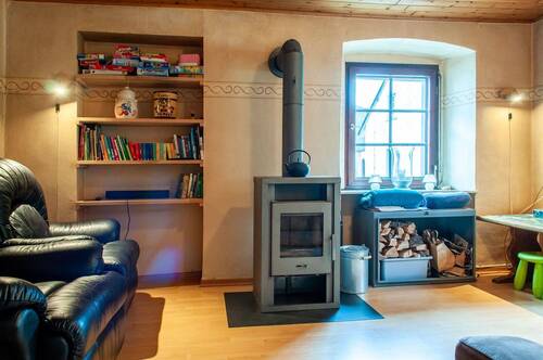 18321 Wohnzimmer - 7 Zimmer Mehrfamilienhaus, Wohnhaus in Mürlenbach