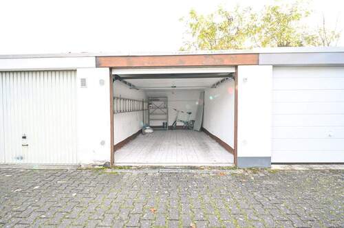 Garage - 
