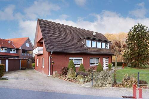 Außen - Gepflegtes, freistehendes Wohnhaus mit großem Grundstück in Damme