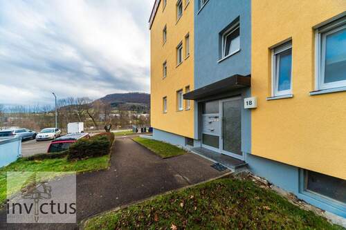 Eingang - 2 Zimmer Mehrfamilienhaus, Wohnhaus in Heubach