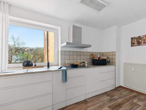 Küche ist virtuell inszeniert (Home Staging) - 