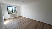 charmantes Hauptschlafzimmer - Etagenwohnung mit 88,90 m&sup2; in Waldshut-Tiengen zur Miete