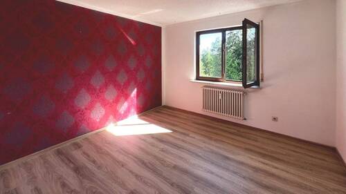 freundliches Arbeits- oder Kinderzimmer - 