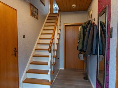 TU25XX-26 - 8 Zimmer Einfamilienhaus in Großefehn