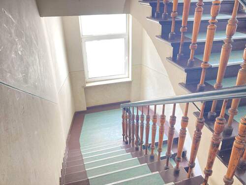 Treppenhaus - Etagenwohnung mit 65,00 m&sup2; in Halle zur Miete