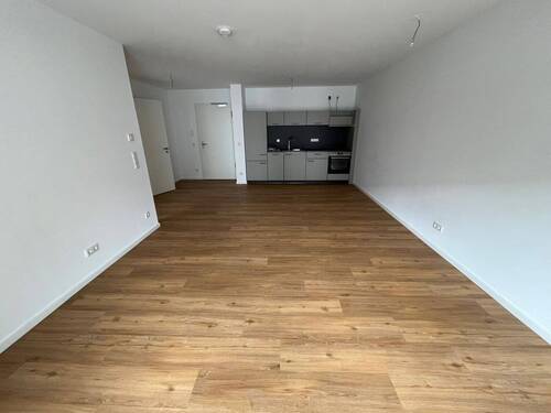 Wohn-/Esszimmer - 