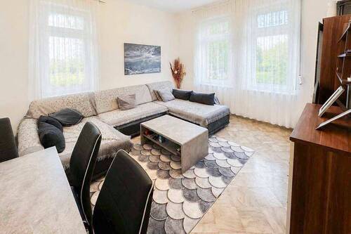 Wohnzimmer - 3 Zimmer Einfamilienhaus in Stuttgart