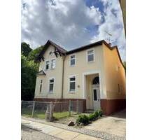 Großzügige 4-Zimmer-Altbauwohnung mit Kamin, Balkon und Dielenböden in Eberswalde