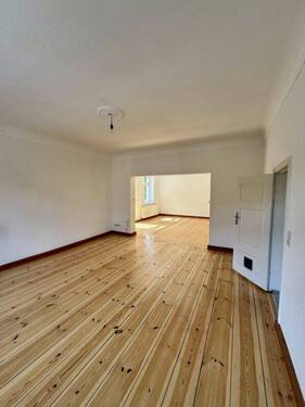 Wohn- und Esszimmer - Etagenwohnung mit 127,50 m&sup2; in Eberswalde zur Miete