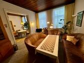 Wohnzimmer - Mehrfamilienhaus, Wohnhaus mit 150,10 m² in Burg zum Kaufen