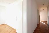 Flur - 3 Zimmer Etagenwohnung in Ludwigsburg
