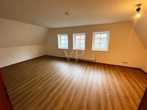 Wohnzimmer 1 - 2 Zimmer Etagenwohnung zur Miete in Celle
