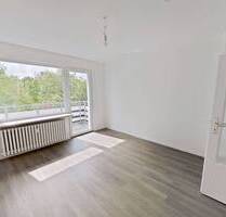 Helle 3-Zimmer-Wohnung mit Wannenbad und großem BALKON - Duisburg Alt-Hamborn