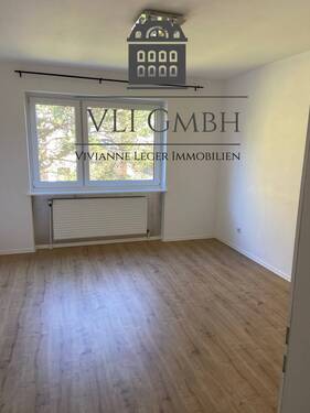 Schlafzimmer1 - 