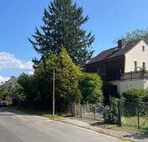 Viel Platz für Familie & Leben: Großes Einfamilienhaus mit Terrassen und Garten - Berlin Lichtenrade